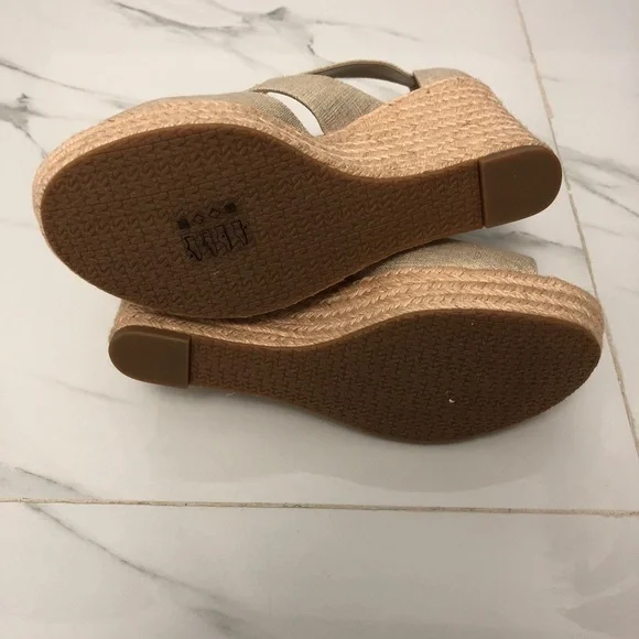 Michael Kors Berkley Espadrille Wegde light gold 10 - Picture 9 of 9